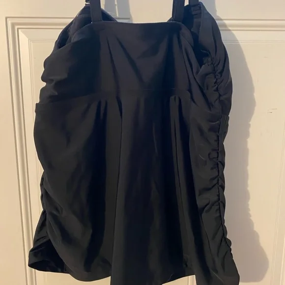 Torrid 2 pc swim suit Sz 2 - Picture 4 of 10